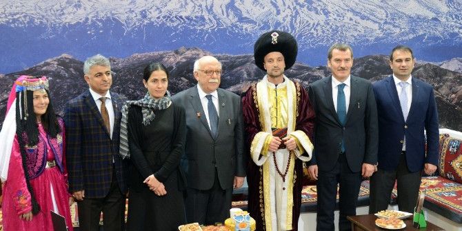 Bakan Avcı Emıtt Fuarında Ağrı Standını Ziyaret Etti