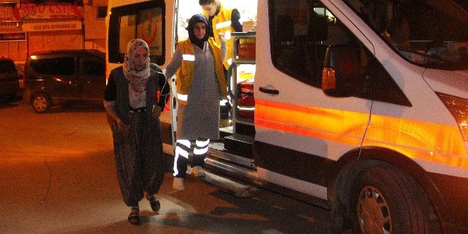 Elazığ’da Ev Yangını: 4 Kişi Hastaneye Kaldırıldı