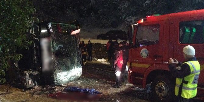 Bartın’da 3 Kişinin Öldüğü Otobüs Kazası Güvenlik Kamerasında