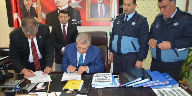 Birecik Belediyesinde Toplu Sözleşme Sevinci