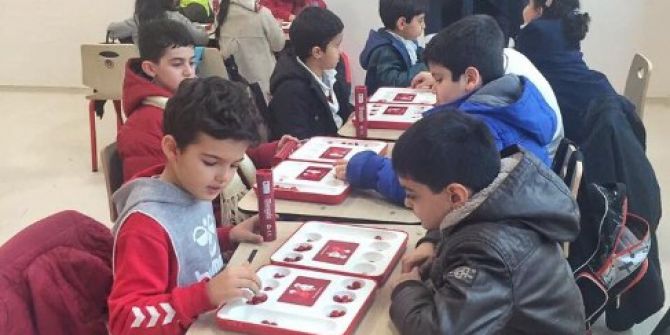 Ted’li Öğrenciler Zeka Ve Strateji Oyunu Mangalayı Öğreniyor