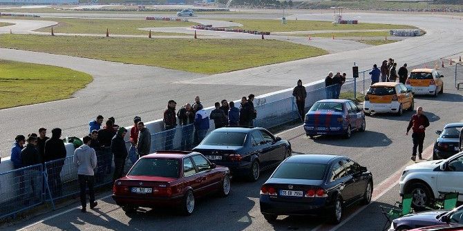 İzmir’de “Time Trial”e Yoğun İlgi