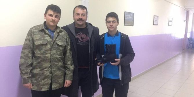 Öğrencilerden Askerler İçin Proje