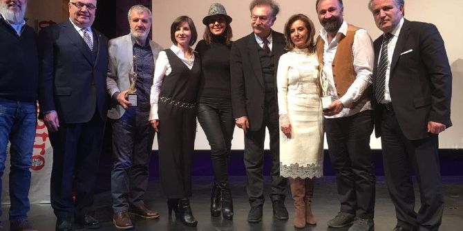 Frankfurt Türk Tiyatro Festivaline Ödül Yağdı