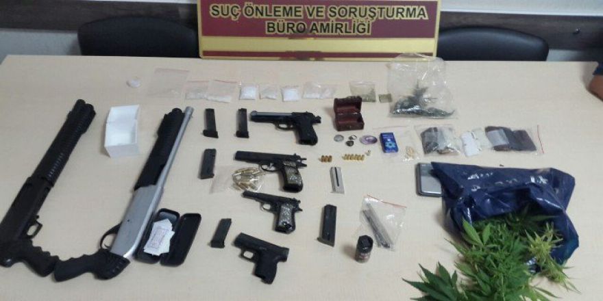 Gaziantep’te Uyuşturucu Ve Silah Üretim Operasyonu