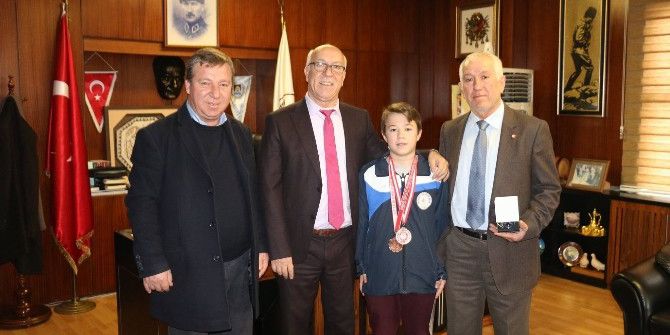 Başkan Uyan’dan Spora Destek