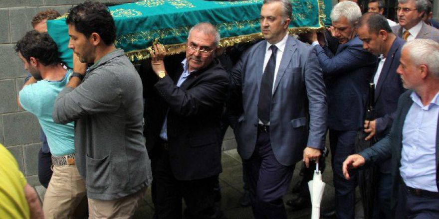 Cumhurbaşkanı Erdoğan’ın Dayısı Toprağa Verildi