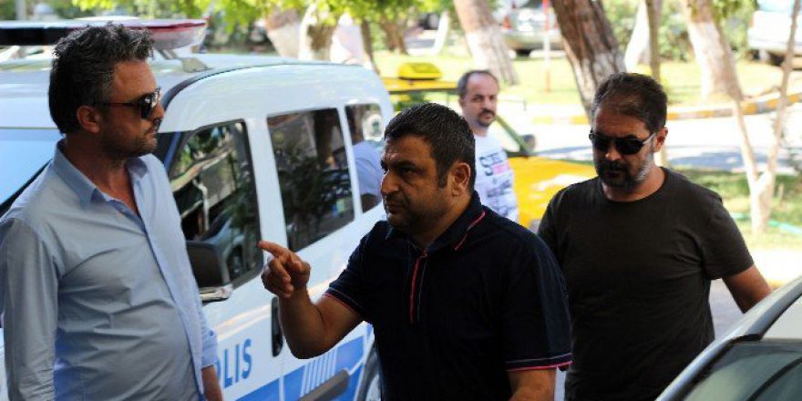 Eski Çomü Rektörü Laçiner Ve Kardeşi Gözaltında