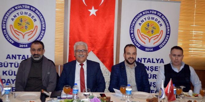 Emekli Emniyet Müdürü, Yazar Akif Aktuğ: