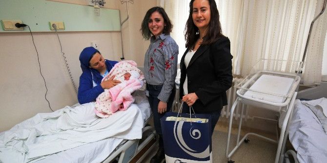 Tei’den Kuruluş Yıl Dönümünde Annelere Ziyaret