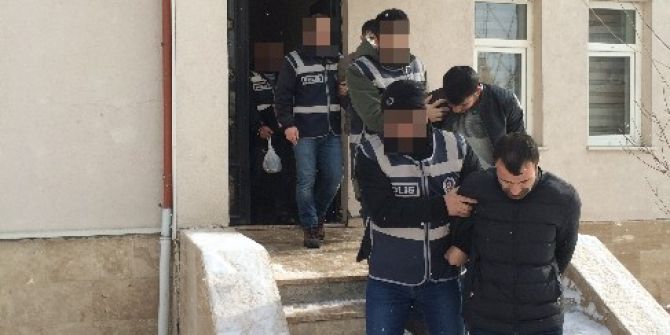 Van’da Asayiş Operasyonu: 7 Gözaltı