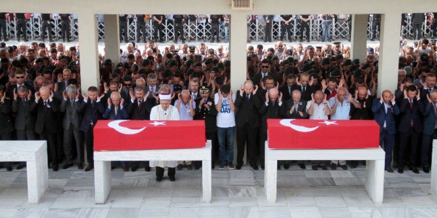 Şehit Polis Zafer Koyuncu Ve Çağdaş Tankoç Son Yolculuğuna Uğurlandı