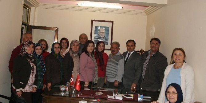 Kulu’da Yardım Derneğinden 150 Kişiye Gıda Yardımı