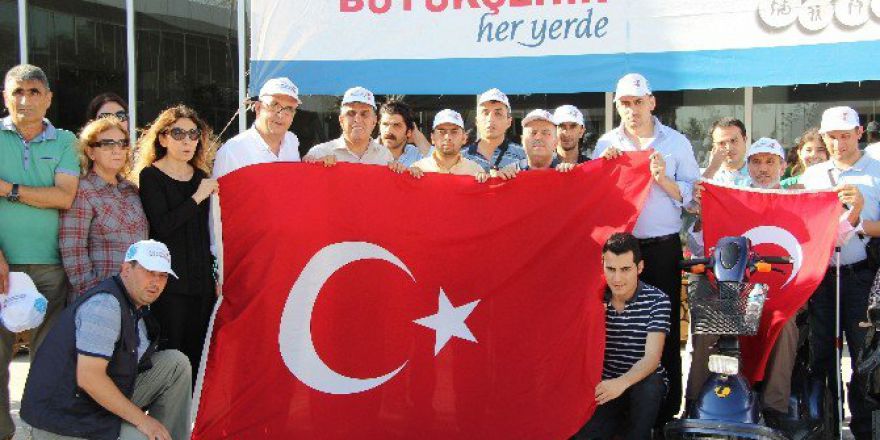 Engelli Vatandaşlar Demokrasi Nöbetinde