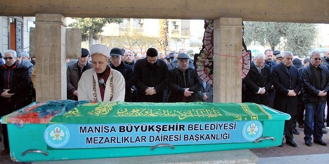 ’Almanya Acı Vatan’ Filminin Senaristi Kalbine Yenildi