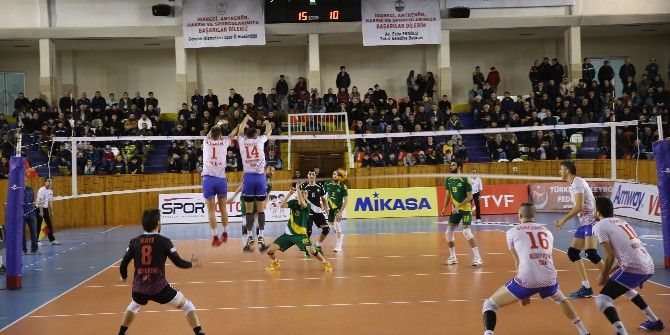 Voleybol Efeler Ligi