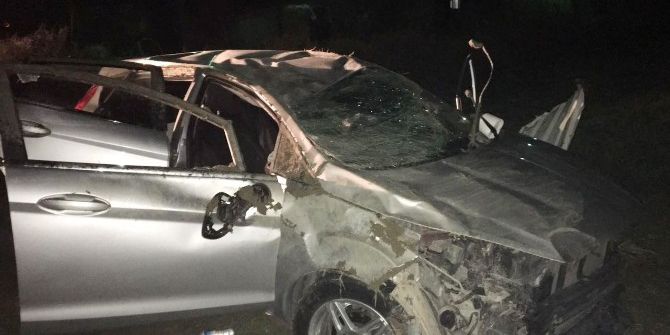 Manisa’da Otomobil Takla Attı: 2 Yaralı