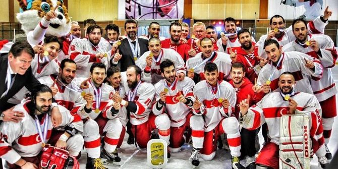 İstanbul’un En Büyük “Buz Pisti” Zeytinburnu’na Yapılıyor