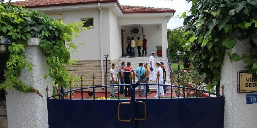 Tuğamiral Doğan’ın Makamında Ve Konutunda Arama