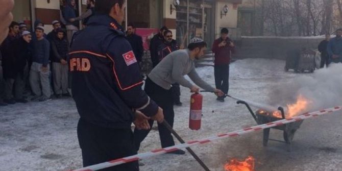 Afad’dan “Temel Afet Bilinci Ve Yangın” Eğitimi