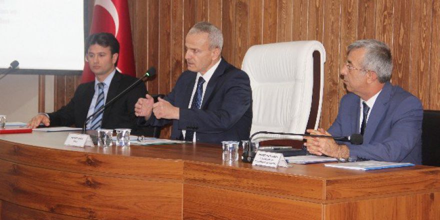 Vali Dirim: "Milletimize İhanette Bulunan Hiç Kimsenin Devlette Barınmaya Hakkı Yok”