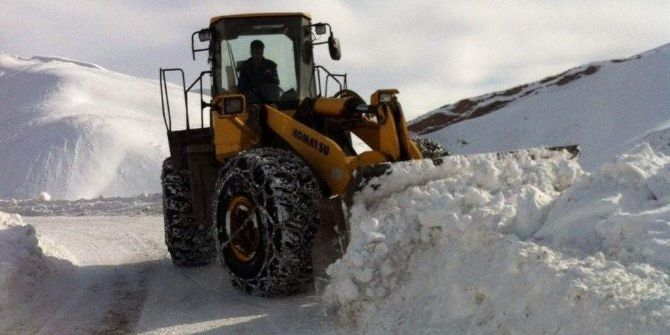 Siirt’te 45 Köy Yolu Ulaşıma Kapandı