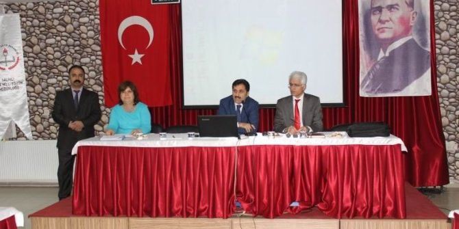 Salihli’de Mesleki Ve Teknik Eğitim Toplantısı Düzenlendi