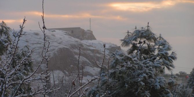 Kar Yağışı Kuraklık Endişesi Yaşayan Arabanlı Çiftçilerin Yüzünü Güldürdü