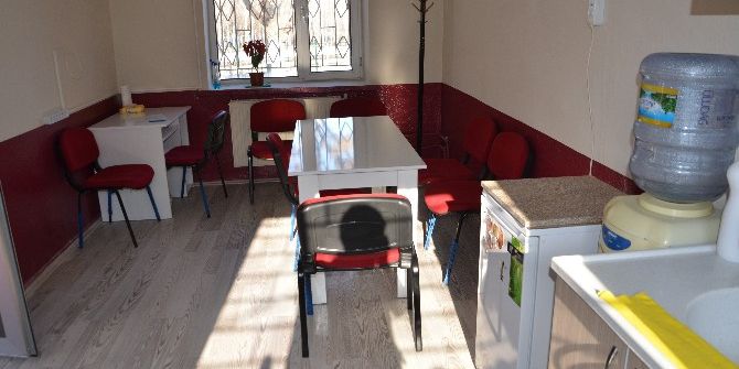 Aşağıköy İlkokulu Öğretmenler Odasını Yenilendi