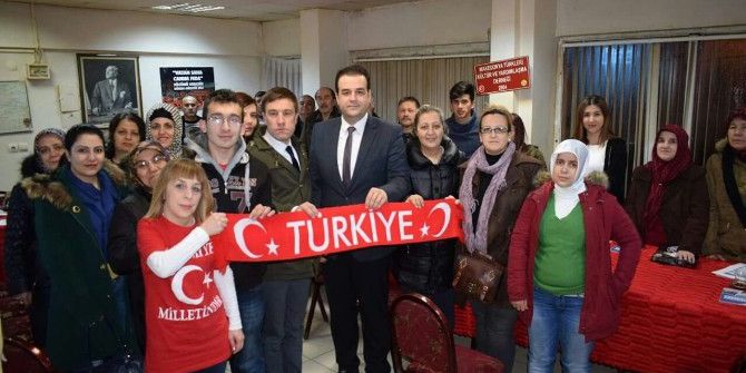 Ak Parti Tepebaşı İlçe Başkanı Kaynarca, Teşkilat Toplantılarını Takip Ediyor