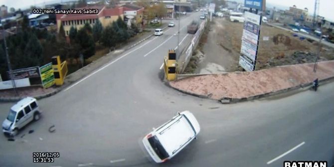 Batman’da Trafik Kazaları Mobese Kameralarına Yansıdı
