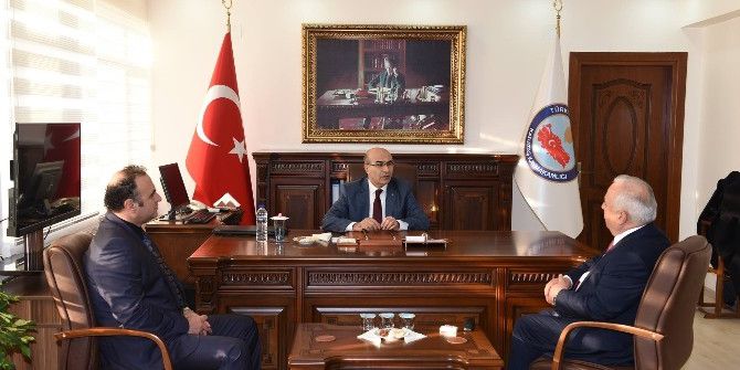 Vali Demirtaş: "Karataş İçin Çaba Sarfediyoruz"