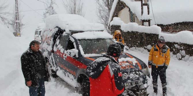 Kar Ambulansları Hayat Kurtarıyor