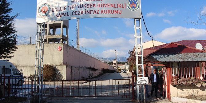 Mehmet Ali Ağca, Alaattin Çakıcı’yı Cezaevinde Ziyaret Etti