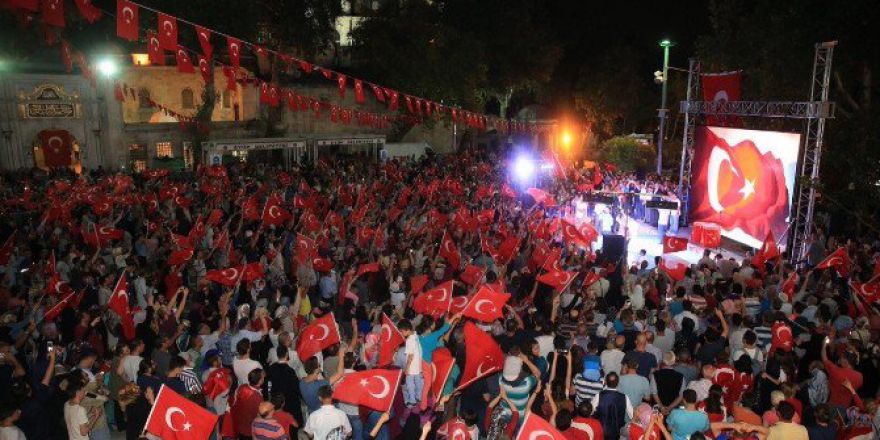 On Binler Yine Eyüp Sultan’da