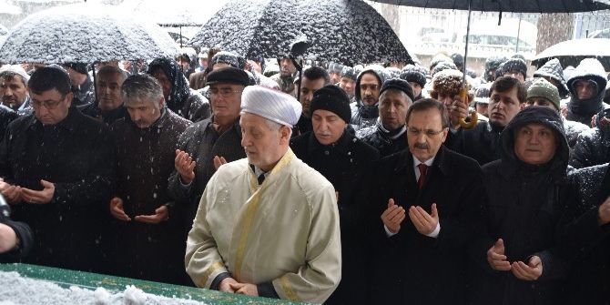 Emekli İmama Son Görev