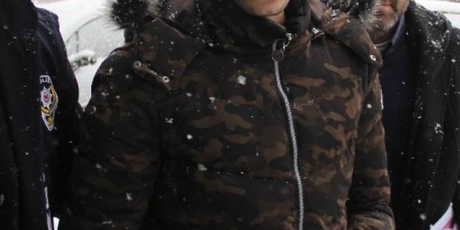 Sokağa Çişini Yapanı Uyaranı Ağır Yaralayan Genç Tutuklandı