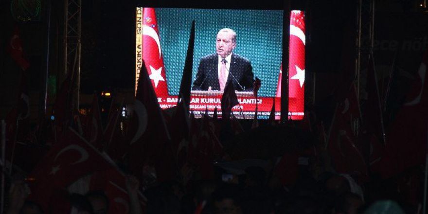 Konya’da Darbe Girişimine Tepki Sürüyor