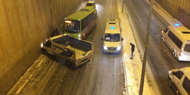Diyarbakır’da Yollar Buz Pistine Döndü