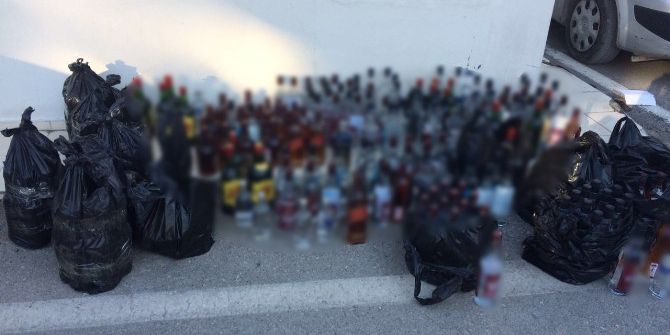 Polis Zulayı Patlattı: 600 Şişe Kaçak İçki Ve 7 Bin 500 Paket Kaçak Sigara Ele Geçirildi