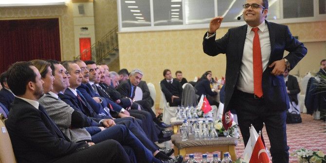 Prof. Dr. Demirtaş, Türk Ekonomisini Rakamlarla Anlattı