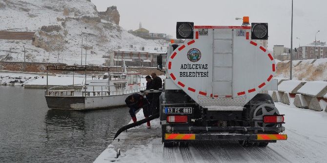 Buzlanmaya Karşı Van Gölü Suyuyla Önlem