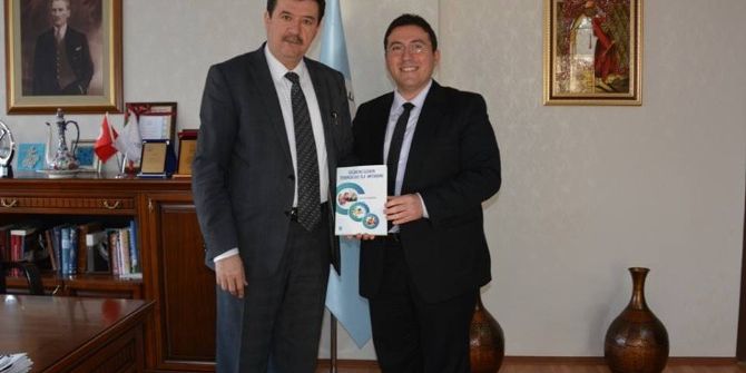 Müdür Yardımcısının Yazdığı “Öğrencilerin Teknoloji İle İmtihanı” Kitabı Tanıtıldı