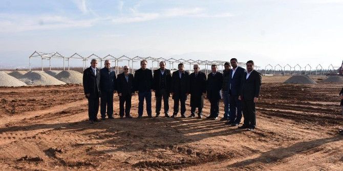 Kiraz Pazarı Sezona Hazır Olacak