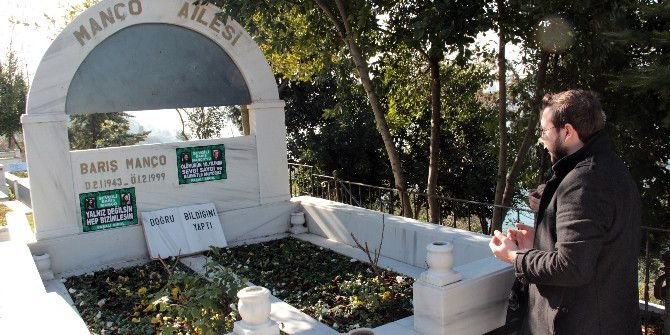 Barış Manço 18. Ölüm Yıl Dönümünde Unutulmadı
