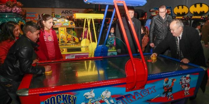 Şehitkamilli Yetimler Doyasıya Eğlendi