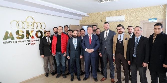 Başkan Palancıoğlu ‘Biz Bize’ Sohbetlerine Konuk Oldu