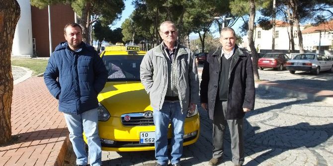 Burhaniyeli Taksiciler Yazı Bekliyor