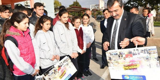 Başkan Çetin’den Sporculara Malzeme Yardımı