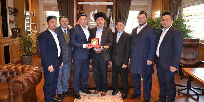 Kazakistan’dan Gelen Müftü Heyeti Bağcılar’da Ağırlandı